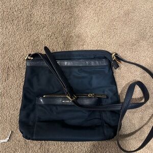 Michael Kors navy crossbody Bag